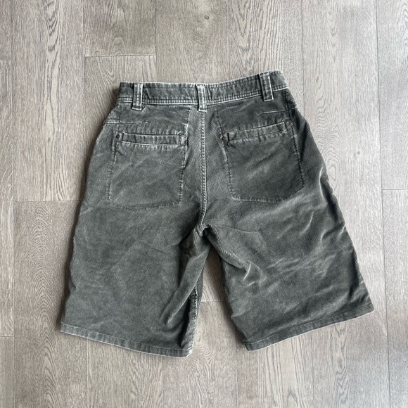 O’Neill green corduroy short - Picture 3 of 3